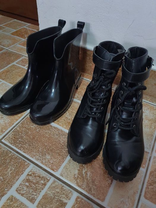 Ghete cu toc dama