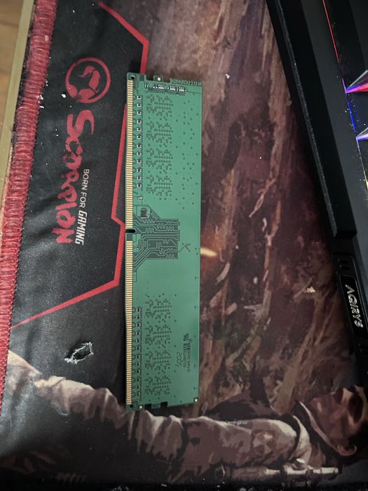 Placuta ram 8gb ddr4 2400mhz