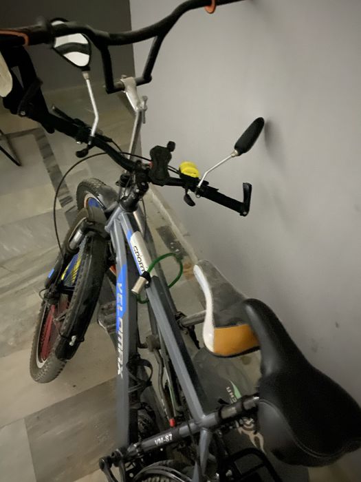Srochna velosiped sotiladi 2dona narxini kelishamiz