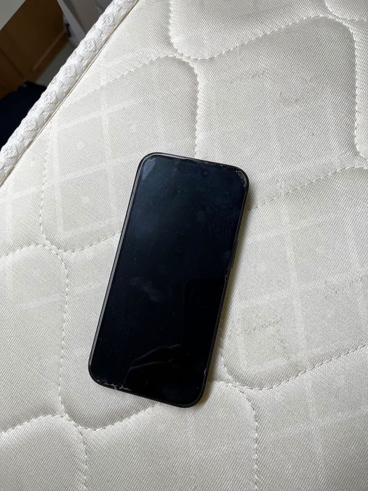 Iphon 15 оригинал зарядчигімен