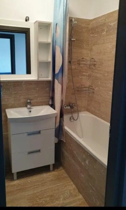 Închiriez apartament cu doua camere zona Lidl Nicolina