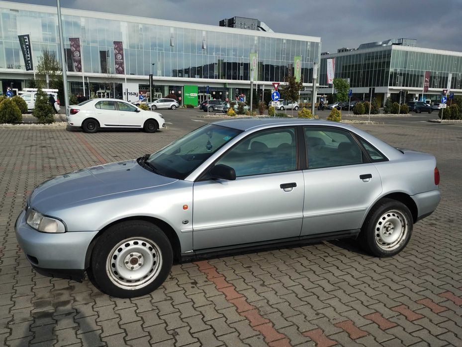 Audi A4 B5 1,6 Benzina Stare Foarte Buna