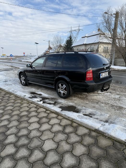 Vând skoda octavia 1