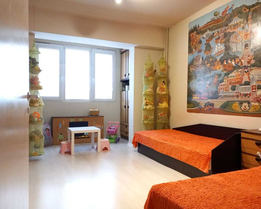 Продава се Тристаен апартамент в София, Хаджи Димитър - 80 кв.м за 2500 €/кв.м - Снимка #2