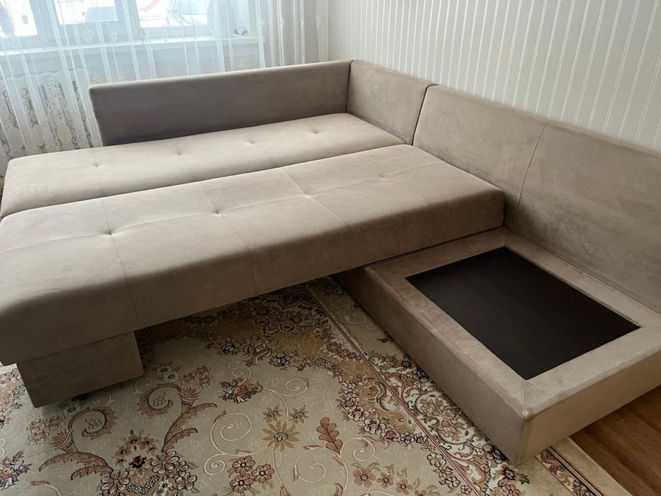 Продам угловой диван