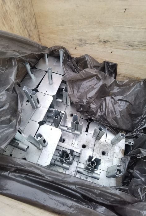Furca metalica  pentru popi metalici.nu pentru schele!!!