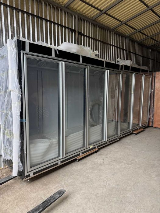 Vitrină verticală 7 uși air cooling