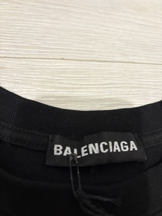 Tricou Balenciaga
