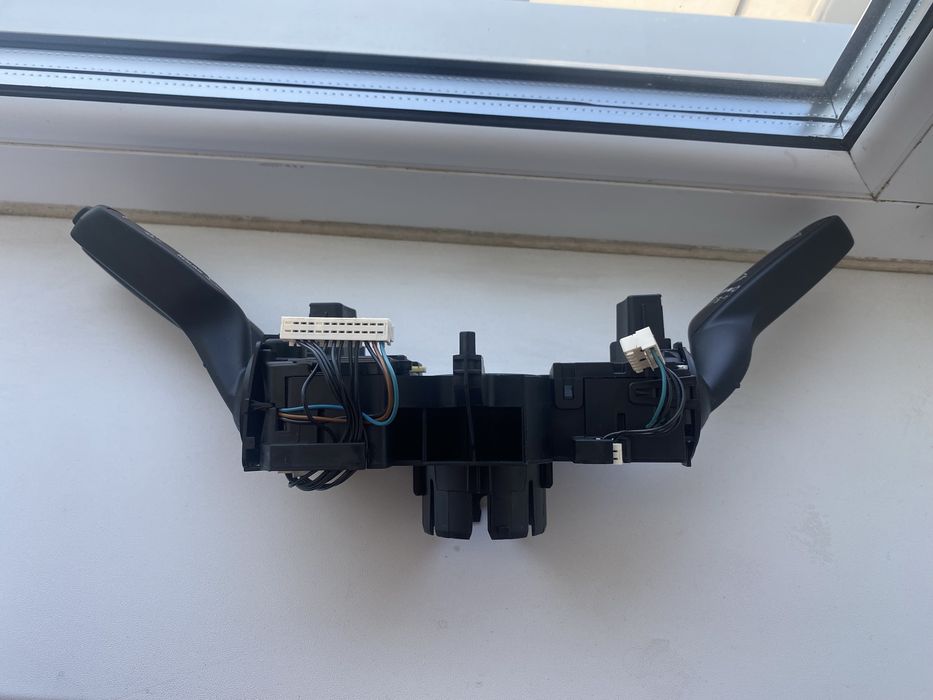 Bloc de semnalizare / Manete Audi A6 C7 (4G) – Cod 4G8 953 502 B