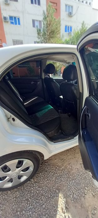 Яхши холатдаги нексия 3 сотилади холати зур