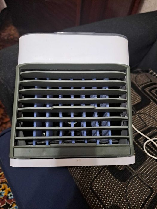 Мини вентилятор б/у в рабочем состоянии