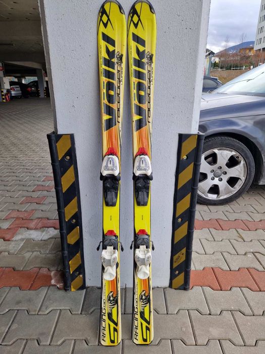 Продавам ски Volkl Racing 130см и Junior и ски обувки