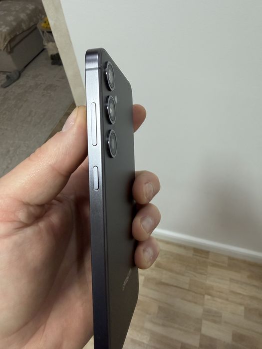 Samsung s 24 + 512  GB