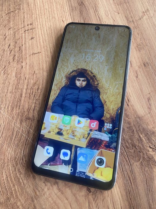 Vivo v40 lite в хорошем состоянии
