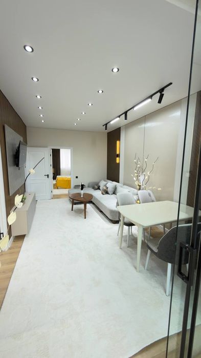 Продаётся квартира Чиланзар 14 квартал 2в3/3/4 панель