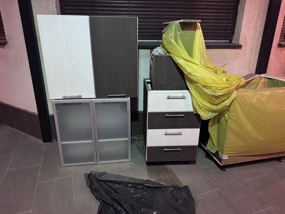 Vand mobila bucatarie