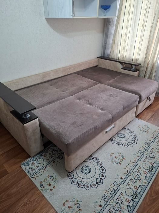 Продам угловой диван
