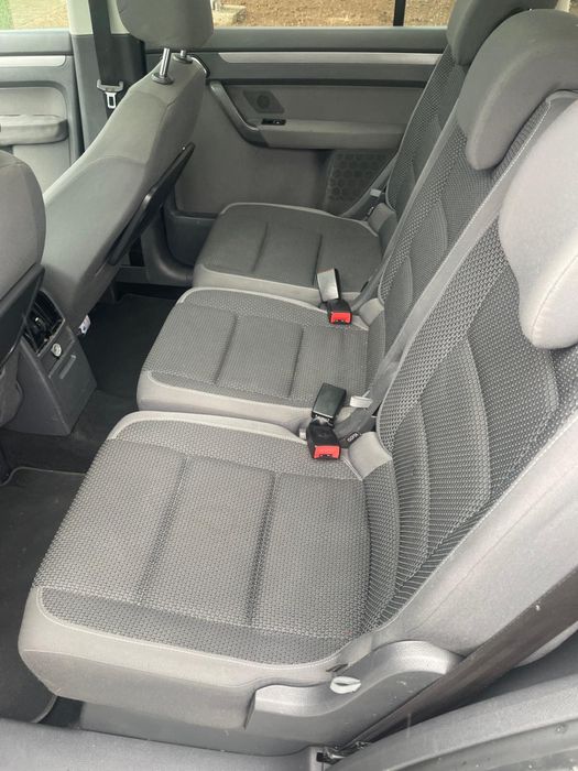 Vand Touran  2.0 TDI 2012