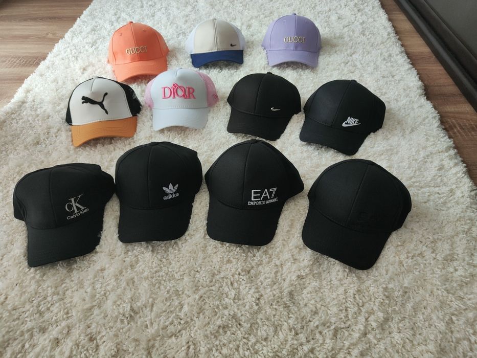 Șapcă Tommy Hilfiger Șapcă Emporio Armani Șapcă Jordan Șapcă NY Nike