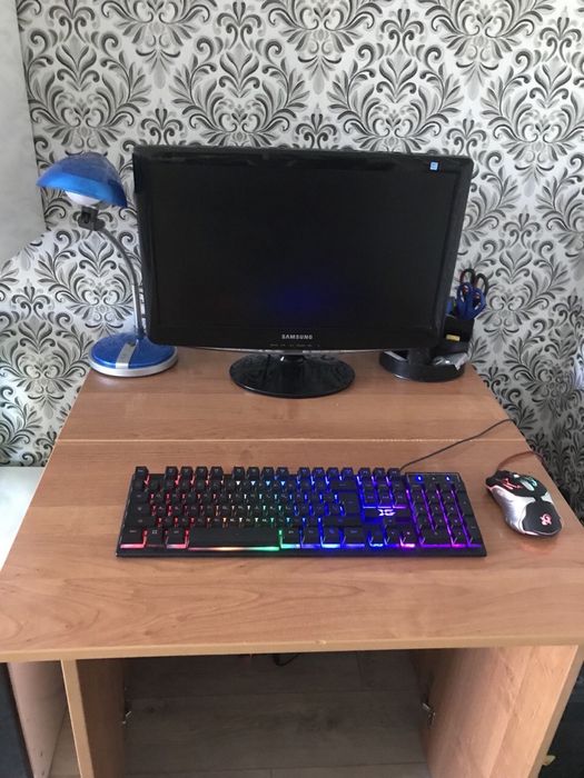 Продам стол для работы