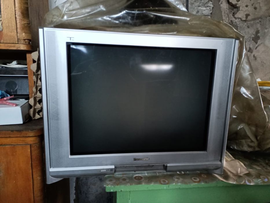 Продам телевизор