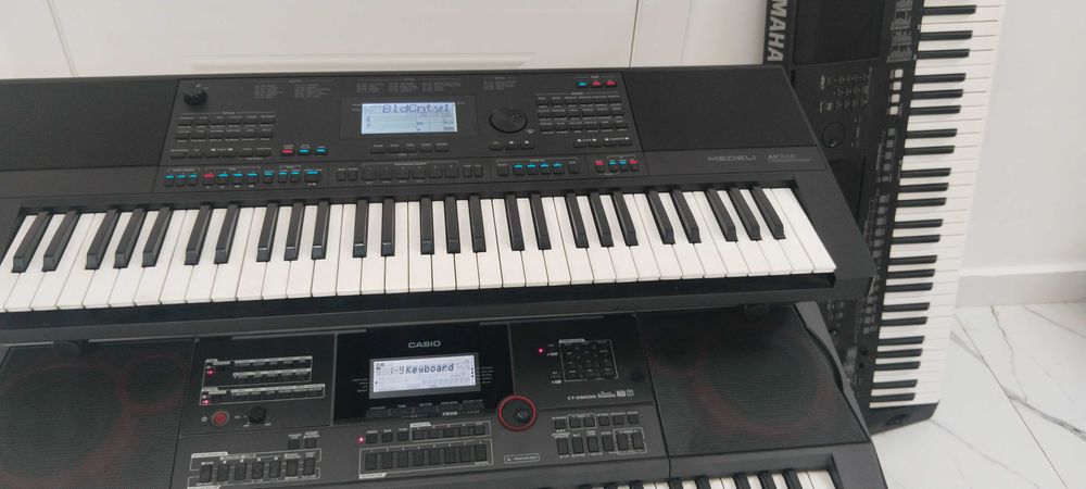 Продам 3 синтезатора от 90т