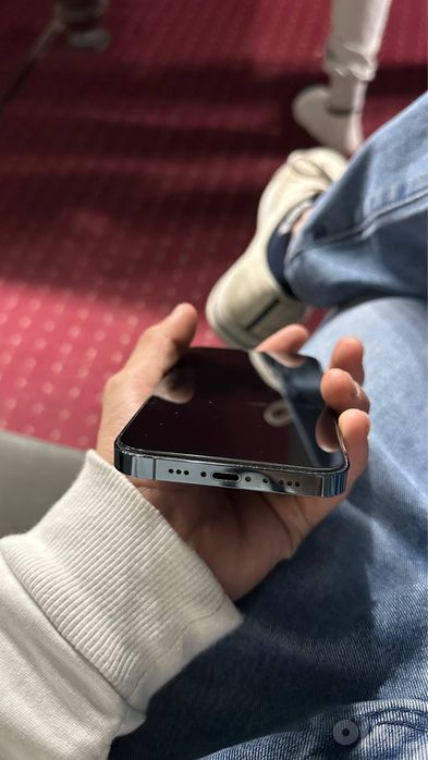 Iphone 12pro face id ishlamedi