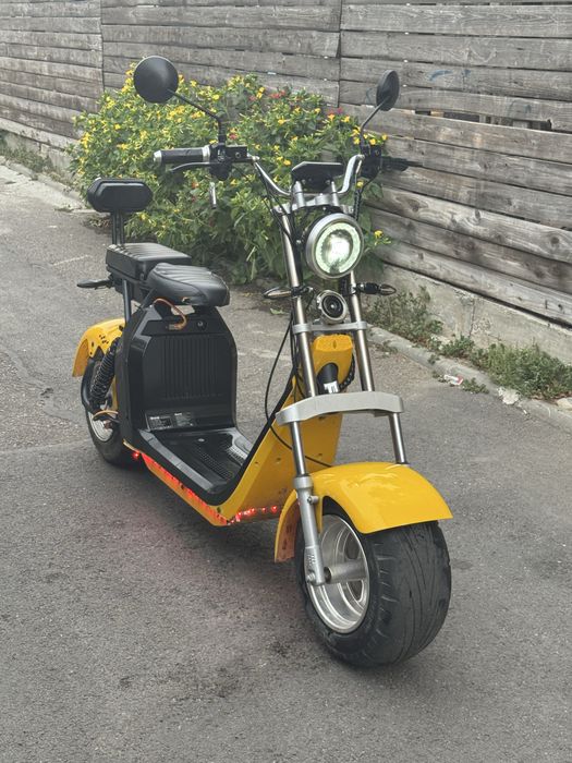 Scuter electric.
