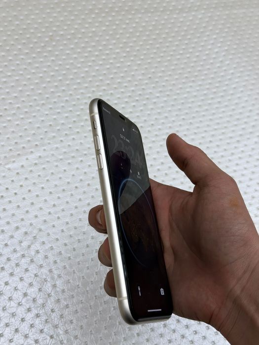 Айфон 11 идеал сатылады