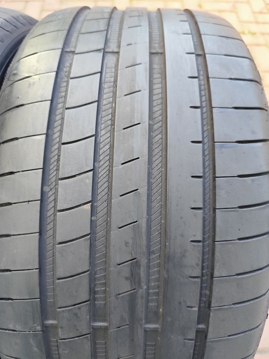 2 anvelope de vara Goodyear 275-40-18