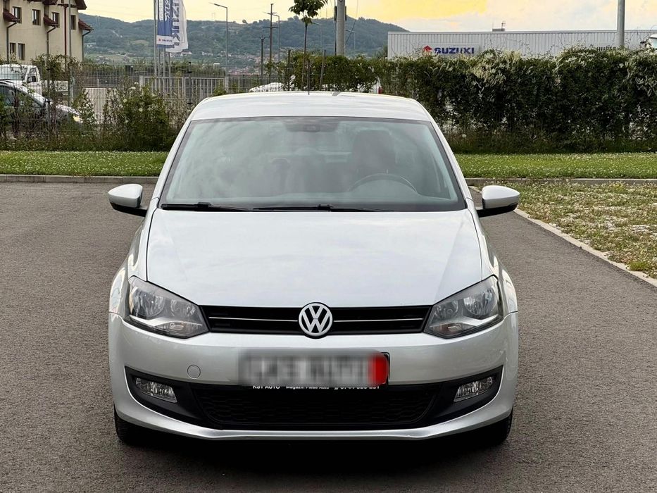 VOLKSWAGEN Polo 2011 — imagine 2