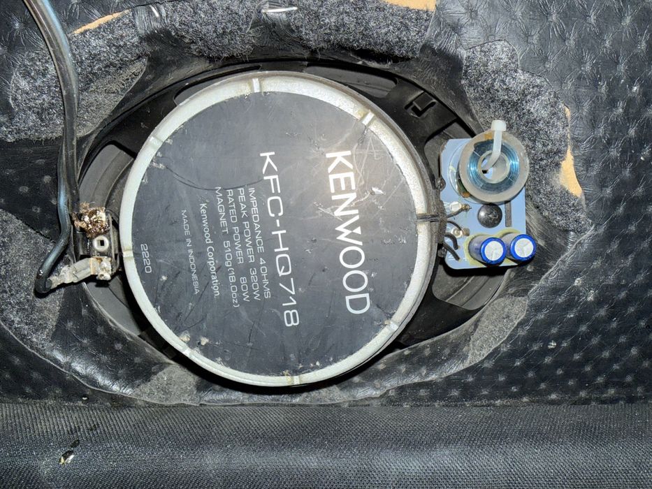 Комплект для Матиза колонки и усилитель