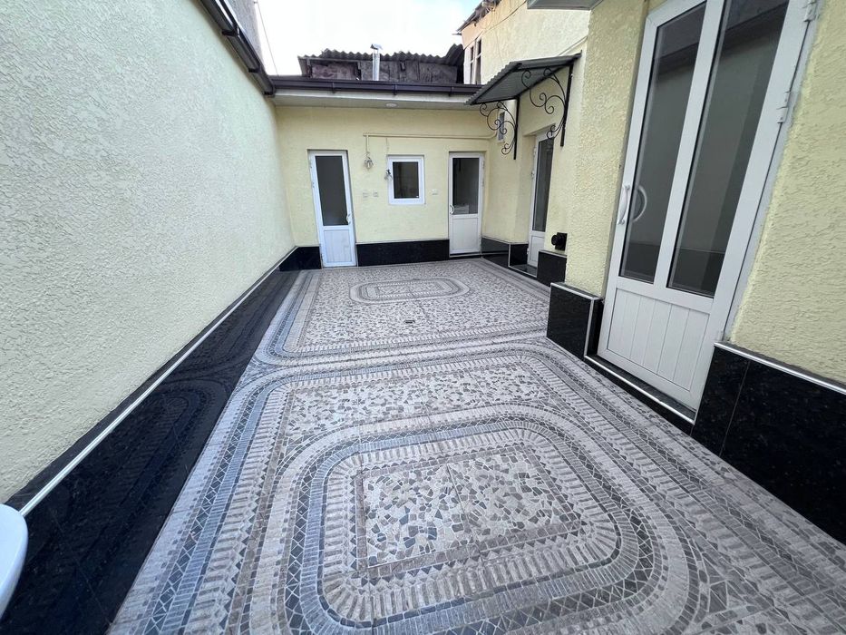 Arendaga uzoq muddatga hamma sharoit bor 3 xonali vakzal hududi sentr