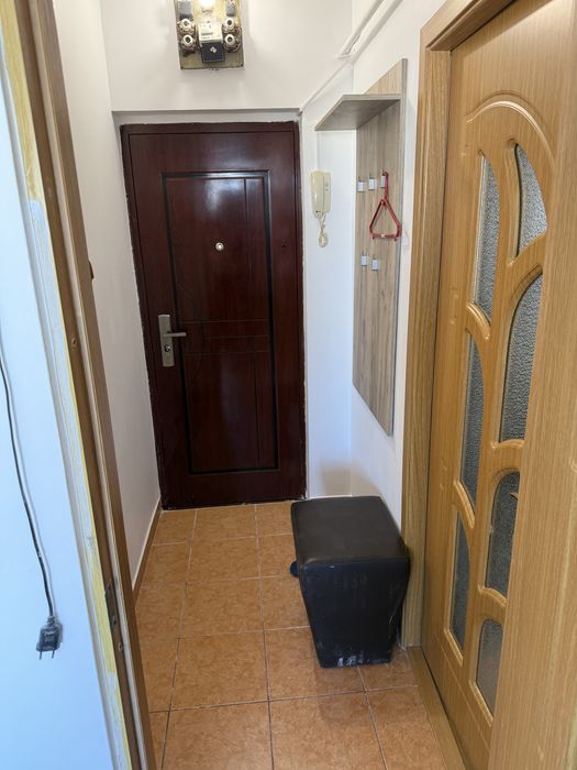 Inchiriez apartament cu o camera