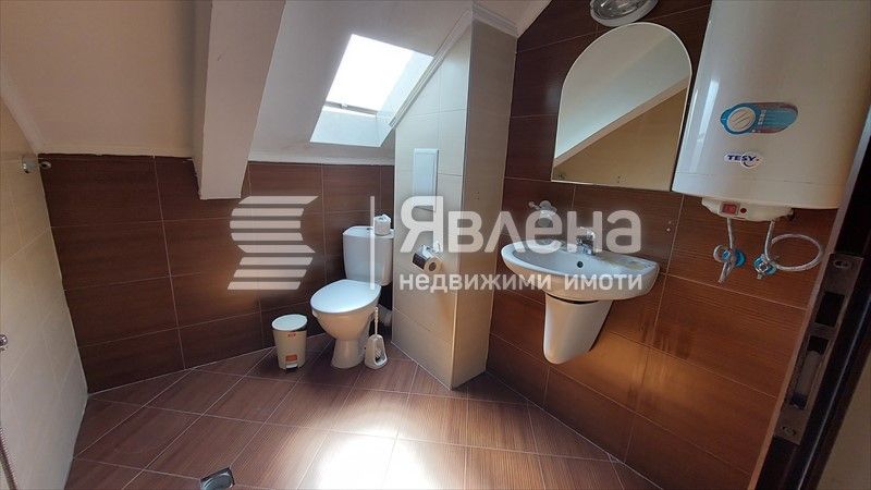 Продава се Тристаен апартамент в Поморие - 70 кв.м за 925 €/кв.м - Снимка #6