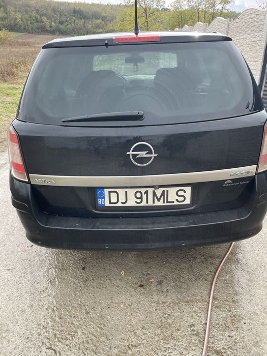 OPEL Astra 2010 — imagine 3