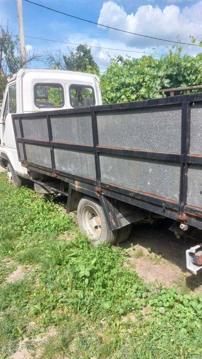 Vand camioneta Renault