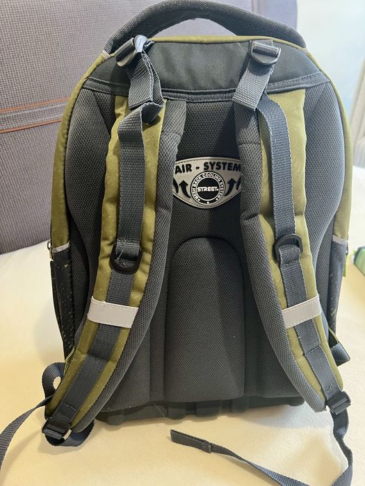 Ергономична раница Street Dinosaur + Несесер