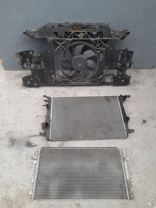 Trager Tragher Calandru Suport Radiatoare GMV Renault Grand Scenic 3