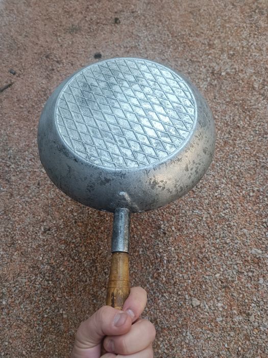 Skovorodka rossiyski