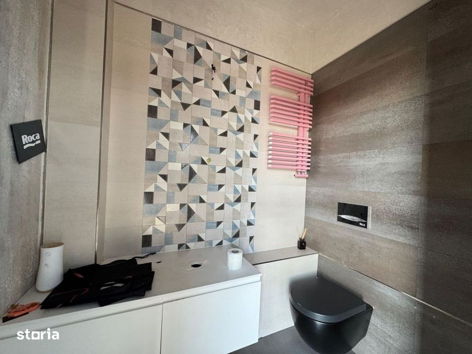 Inchiriere Spatiu Comercial Vitrat, 480 mp Tatarasi - Hotel Amadeo