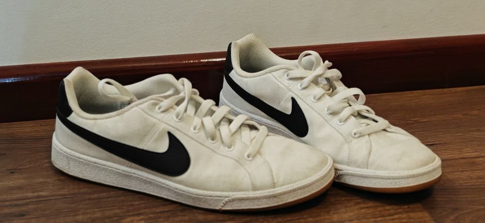 Nike Court Royale 42-43 ca nou