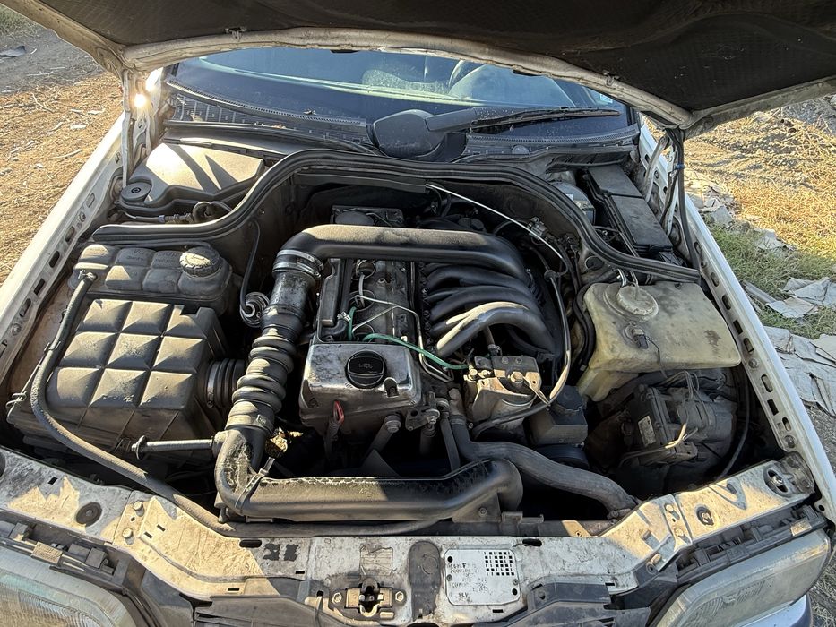 2 бр Mercedes-Benz C 250  2.5 150ph 1996g