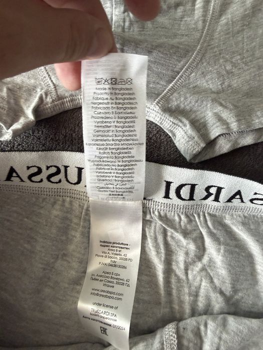Trussardi set 2 boxeri barbatesti gri cu banda elastica neagra mărimea L noi originali
