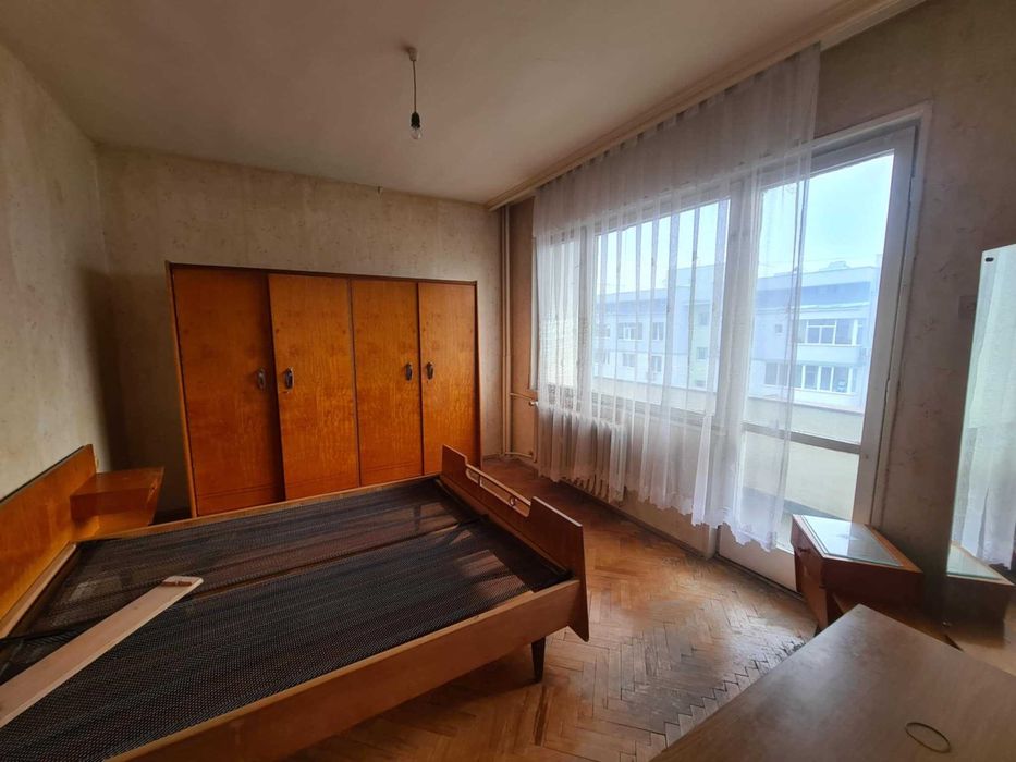 Продава се Тристаен апартамент в Хасково, Любен Каравелов - 91 кв.м за 920 €/кв.м - Снимка #9