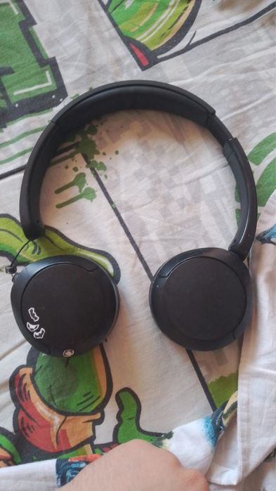 Продам наушники SONY