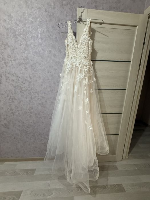 Вечернее платье в пол ручной работы