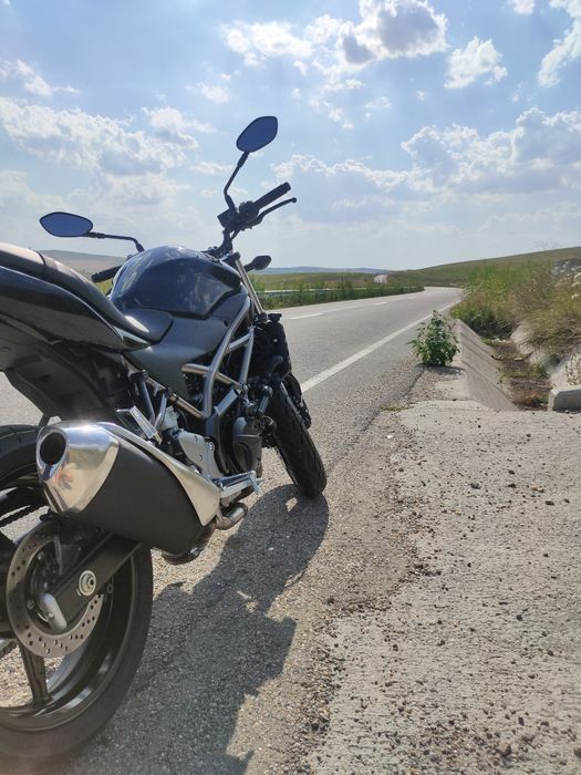 Suzuki SV650, 2022, 3500km, TVA deductibil