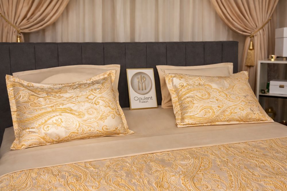 Lenjerie Pat OpulentYellow Brodata