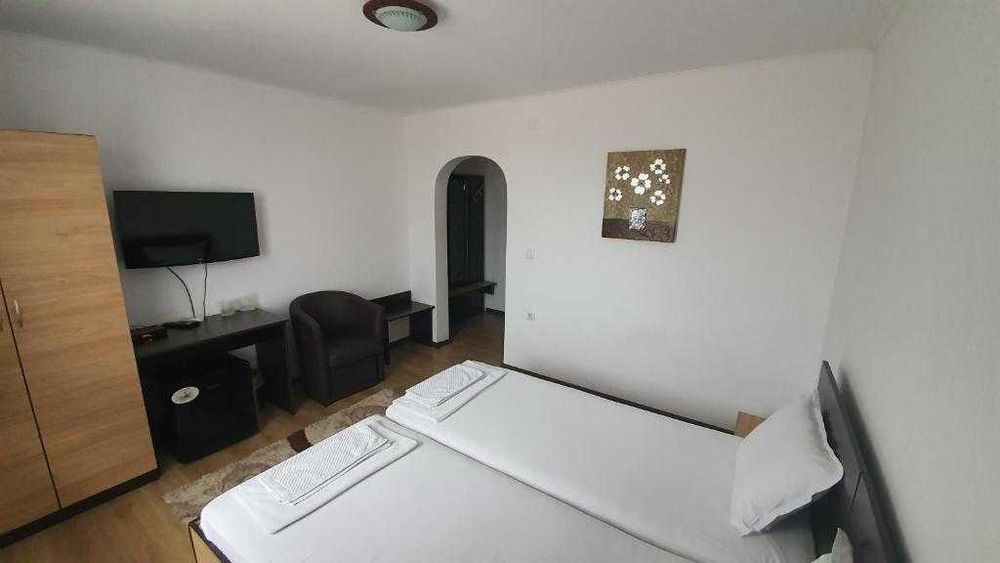 Продава се Хотел в Севлиево - 450 кв.м за 778 €/кв.м - Снимка #6